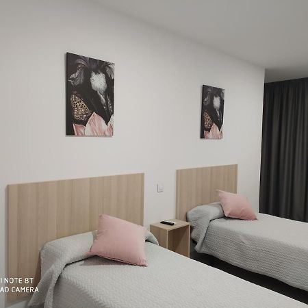 Hostal La Taurina Santa Olalla  Bagian luar foto